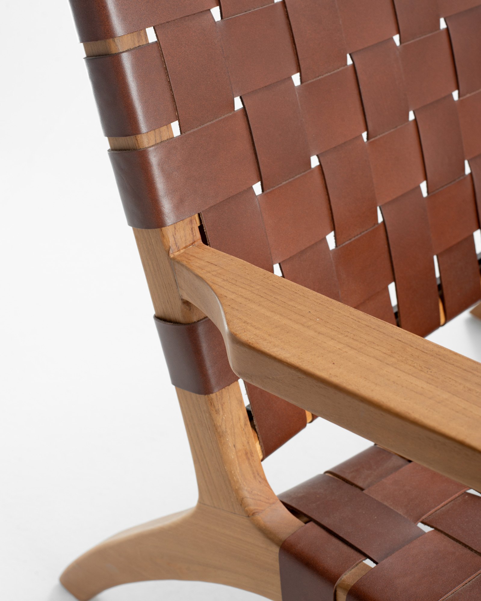 LEA Lounger Chair – Leather Thumbnail